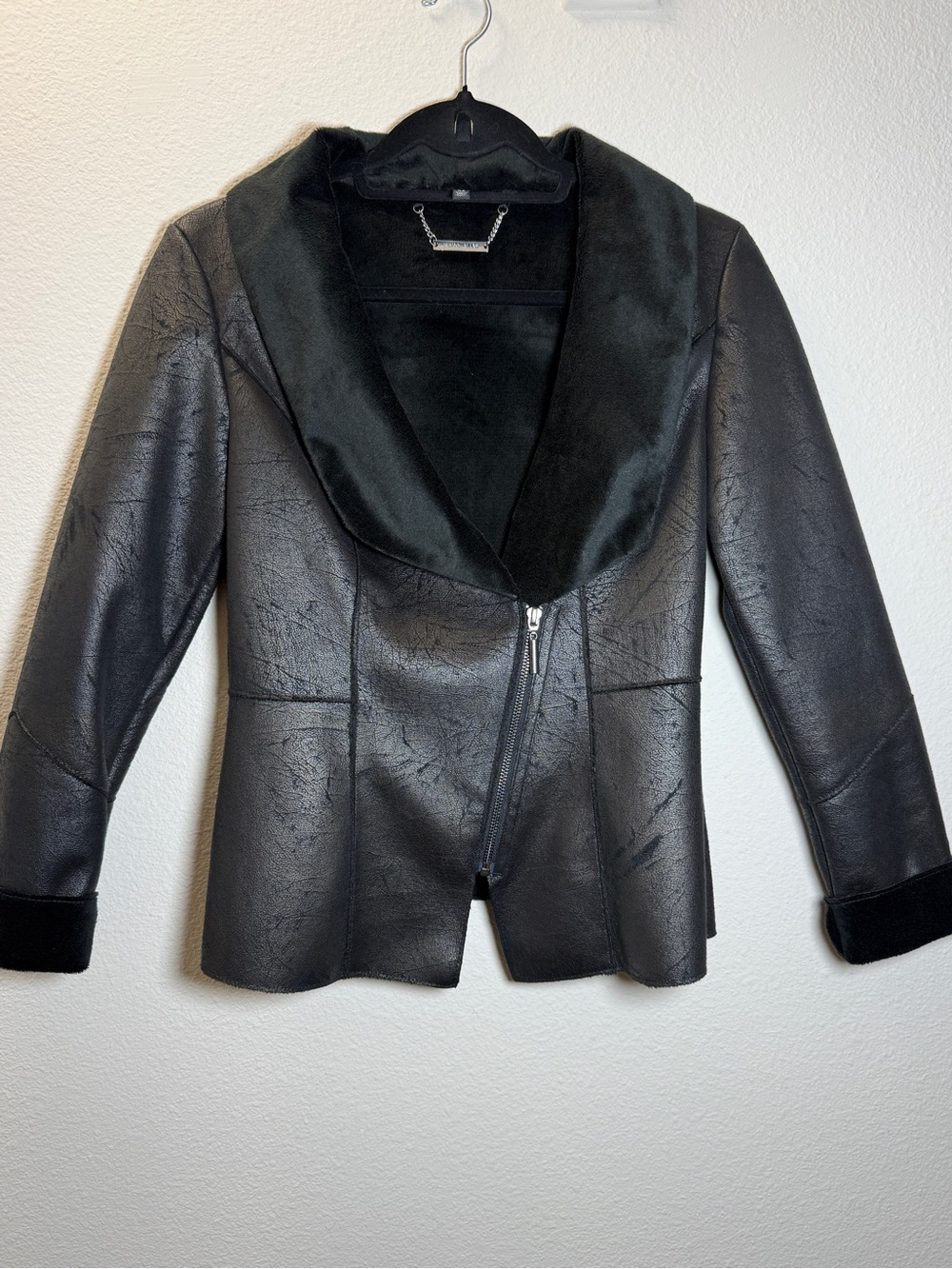 WHITE HOUSE BLACK MARKET Faux Shearling Coat Jacket Black Luxury Crackle Sz XS